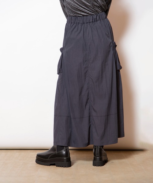 OSMOSIS(オズモーシス)の「ギャザーポケットフレアースカート(スカート・レディース・ダークグレー/ブラック/パープル・ONE SIZE)」の7枚目の写真