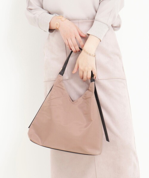 MICO COULIER（ミコクリエ）の「バックルハンドルトートバッグ（トートバッグ・レディース・グレイッシュベージュ/ブラック・FREE）」の2枚目の写真