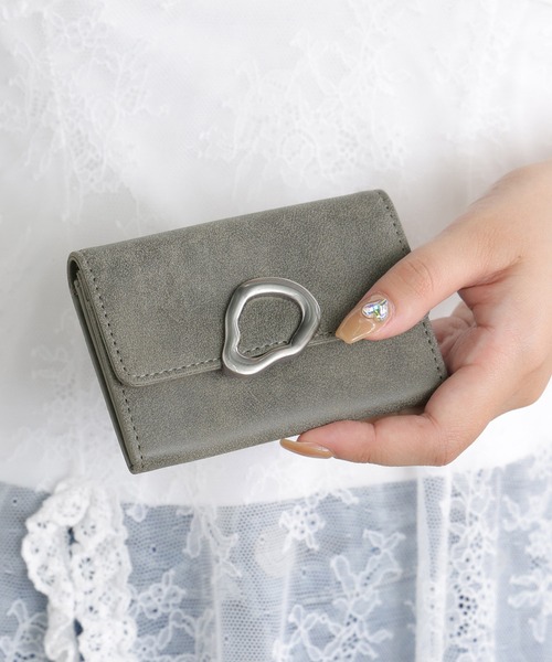 ALTROSE（アルトローズ）の「名刺ケース 名刺入れ マット カードケース スウェード調 アースラ（名刺入れ・レディース・グレー/ブラック/ベージュ・FREE）」の11枚目の写真