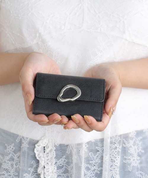 ALTROSE（アルトローズ）の「名刺ケース 名刺入れ マット カードケース スウェード調 アースラ（名刺入れ・レディース・グレー/ブラック/ベージュ・FREE）」の17枚目の写真