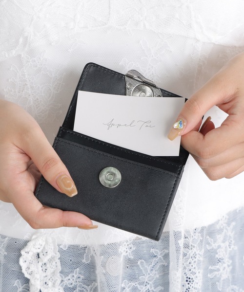 ALTROSE（アルトローズ）の「名刺ケース 名刺入れ マット カードケース スウェード調 アースラ（名刺入れ・レディース・グレー/ブラック/ベージュ・FREE）」の20枚目の写真