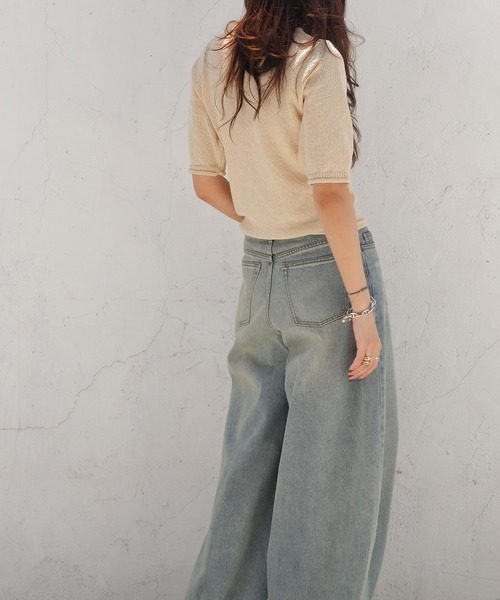 AKTE(アクテ)の「スラブヤーンニットプルオーバー(ニット/セーター・レディース・ベージュ/ネイビー・FREE)」の4枚目の写真