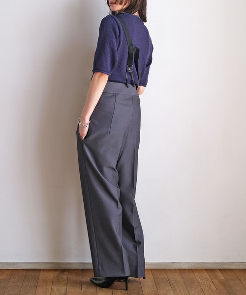 AKTE(アクテ)の「スラブヤーンニットプルオーバー(ニット/セーター・レディース・ベージュ/ネイビー・FREE)」の14枚目の写真