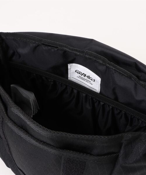 Gramicci(グラミチ)の「/GRAMICCI/MULTI SIDE BAG(ショルダーバッグ・メンズ・ブラック・FREE)」の10枚目の写真