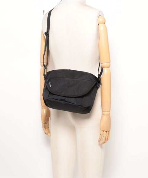 Gramicci(グラミチ)の「/GRAMICCI/MULTI SIDE BAG(ショルダーバッグ・メンズ・ブラック・FREE)」の11枚目の写真