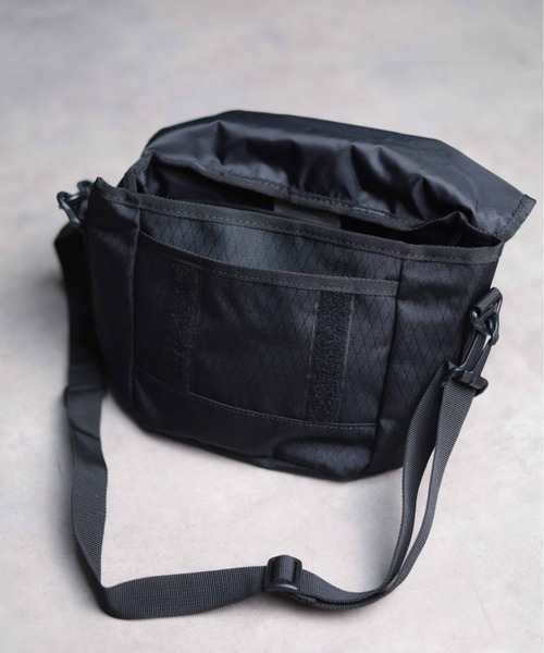 Gramicci(グラミチ)の「/GRAMICCI/MULTI SIDE BAG(ショルダーバッグ・メンズ・ブラック・FREE)」の7枚目の写真