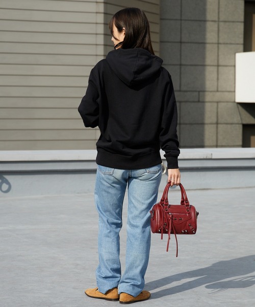 Champion(チャンピオン)の「Champion/チャンピオン HOODED SWEATSHIRT コットン ワンポイントロゴ フーディー 2026秋冬 秋服(パーカー・メンズ・ネイビー/チョコ/ブラック/ホワイト/ライトブラウン/グレー・XL/L/M)」の9枚目の写真