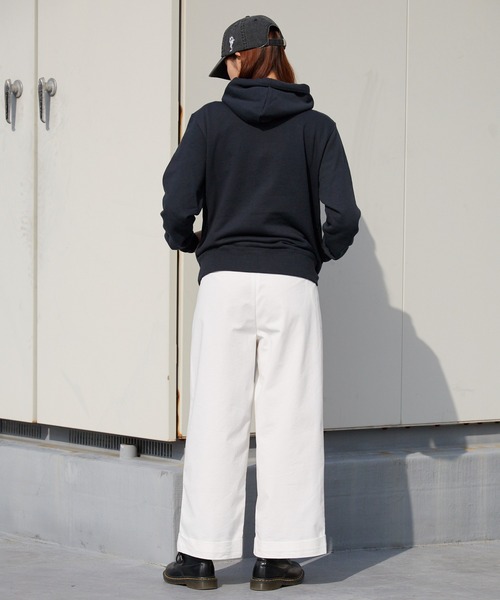 Champion(チャンピオン)の「Champion/チャンピオン HOODED SWEATSHIRT コットン ワンポイントロゴ フーディー 2026秋冬 秋服(パーカー・メンズ・ネイビー/チョコ/ブラック/ホワイト/ライトブラウン/グレー・XL/L/M)」の17枚目の写真