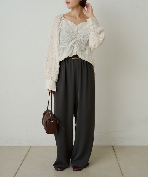 Omekashi（オメカシ）の「ハートネックブラウス（シャツ/ブラウス・レディース・ベージュ/ブラック/オフホワイト・FREE）」の7枚目の写真