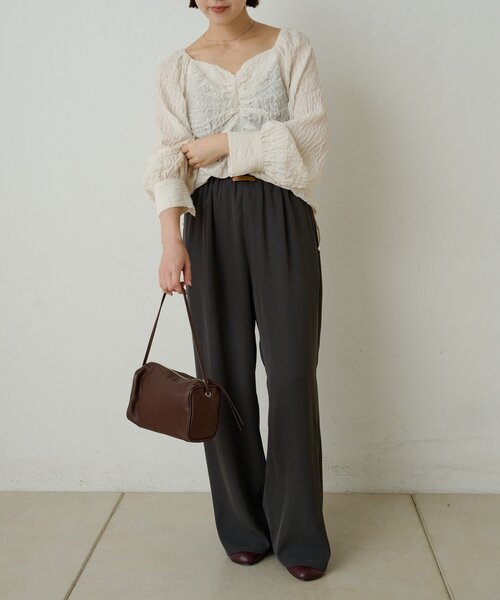 Omekashi（オメカシ）の「ハートネックブラウス（シャツ/ブラウス・レディース・ベージュ/ブラック/オフホワイト・FREE）」の8枚目の写真