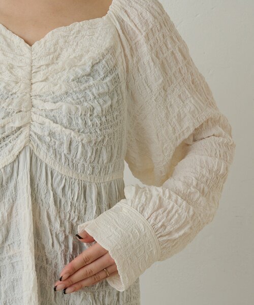 Omekashi（オメカシ）の「ハートネックブラウス（シャツ/ブラウス・レディース・ベージュ/ブラック/オフホワイト・FREE）」の15枚目の写真