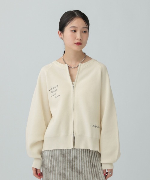 LEPSIM（レプシィム）の「12ゲージ刺繍WZIPカーディガン　589877（カーディガン/ボレロ・レディース・グレー/チャコールグレー/ブラウン/オフホワイト/レッド・FREE）」の2枚目の写真