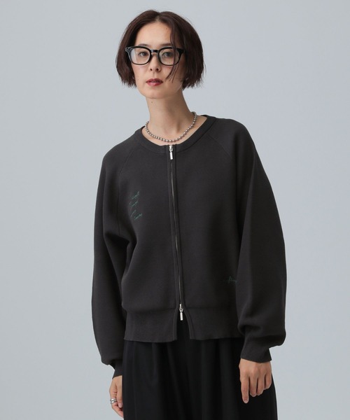 LEPSIM（レプシィム）の「12ゲージ刺繍WZIPカーディガン　589877（カーディガン/ボレロ・レディース・グレー/チャコールグレー/ブラウン/オフホワイト/レッド・FREE）」の19枚目の写真