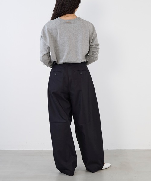 MICA&DEAL(マイカ&ディール)の「"CELIA"ロゴロングTシャツ(Tシャツ/カットソー・レディース・グレイッシュベージュ/グレー/ネイビー・FREE)」の8枚目の写真