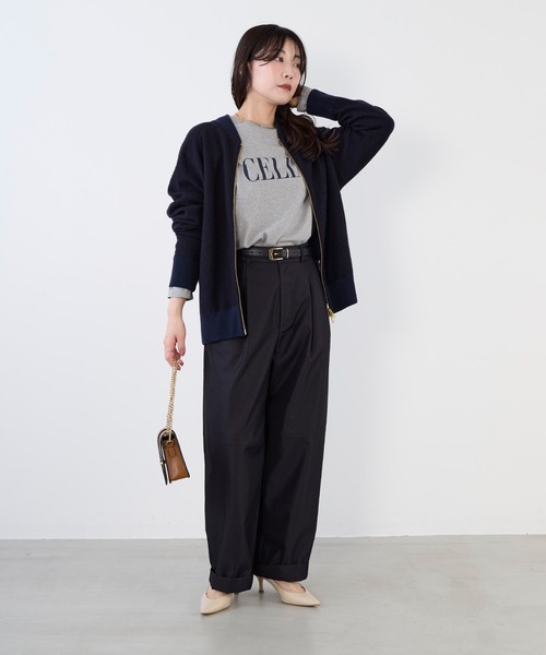 MICA&DEAL(マイカ&ディール)の「"CELIA"ロゴロングTシャツ(Tシャツ/カットソー・レディース・グレイッシュベージュ/グレー/ネイビー・FREE)」の12枚目の写真