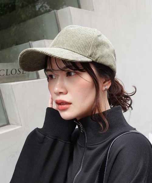 CORNERS（コーナーズ）の「コーデュロイキャップ（キャップ・レディース・ネイビー/カーキ/アイボリー/ボルドー/キャメル・FREE）」の2枚目の写真
