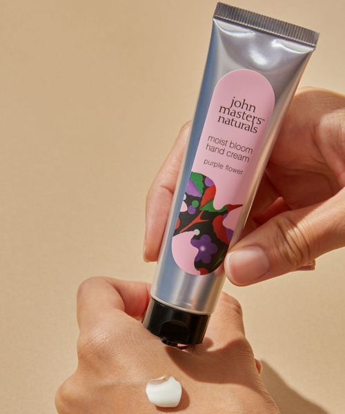 john ｍasters organics（ジョンマスターオーガニック）の「販売終了　パーツケアギフト（シマリングブルー×パープルフラワー）（ボディケアキット/ギフトセット・レディース・グリーン・FREE）」の2枚目の写真