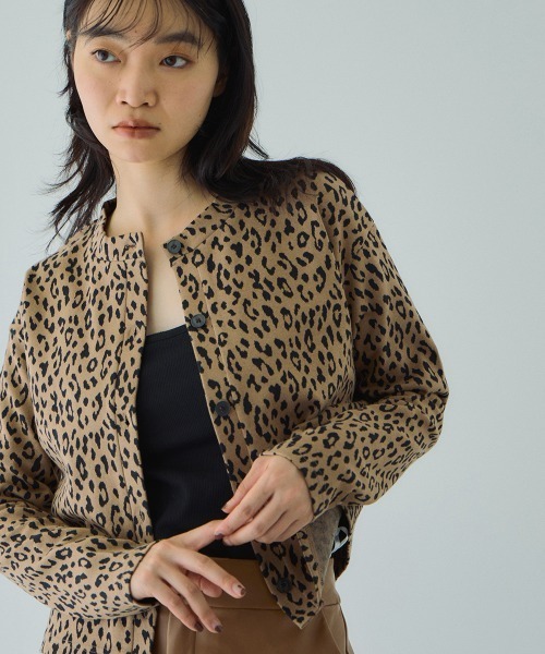 VICKY（ビッキー）の「アニマル柄カーディガン≪手洗い可能≫（カーディガン/ボレロ・レディース・ブラック系その他/グレー系その他/ブラウン系その他/ベージュ系その他・M）」の4枚目の写真