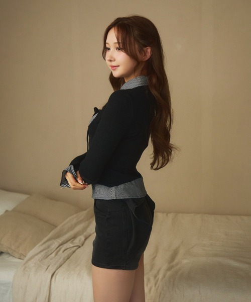 TITTY&CO.（ティティーアンドコー）の「ストライプシャツドッキングニット（ニット/セーター・レディース・ブラック/グレー・FREE）」の20枚目の写真