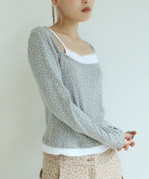 UGLY SHADOW（アグリーシャドウ）の「【Uglyshadow】FLOWER LAYERED T-SHIRT / 【アグリーシャドウ】フラワーレイヤード長袖Ｔシャツ（Tシャツ/カットソー・レディース・ブルー/グレー/アイボリー・ONE SIZE）」の18枚目の写真