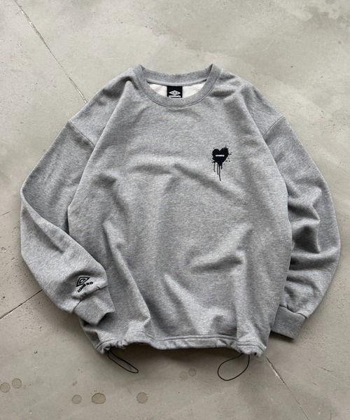 UMBRO 】HEART LOGO DRAW CODE SWEAT / ハートロゴドローコード