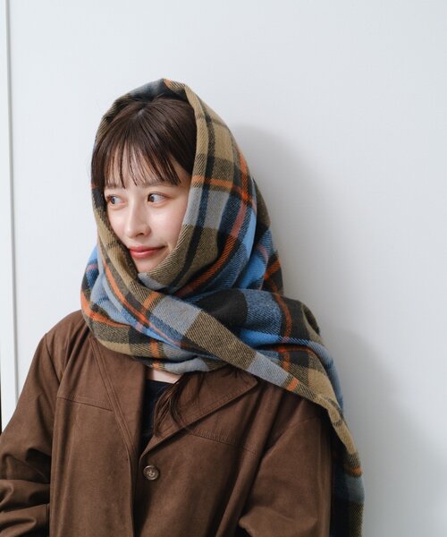 Kastane（カスタネ）の「チェックプレイマフラー（マフラー・レディース・ブラウン/ベージュ・FREE）」の3枚目の写真