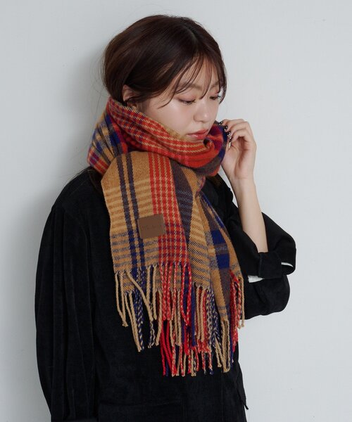 Kastane（カスタネ）の「チェックプレイマフラー（マフラー・レディース・ブラウン/ベージュ・FREE）」の9枚目の写真