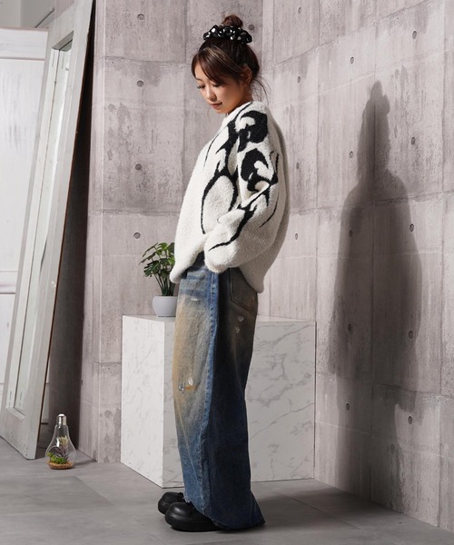1111clothing(ワンフォークロージング)の「トライバル柄 ルーズ フェザーニット / Tribal Pattern Loose Feather Knit(ニット/セーター・メンズ・ブラック系1/ボルドー/ナチュラル/ブラック系2・M/L)」の13枚目の写真