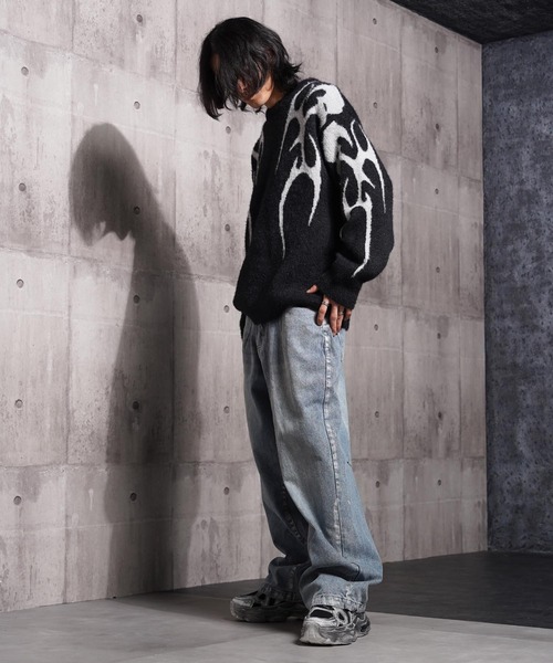 1111clothing(ワンフォークロージング)の「トライバル柄 ルーズ フェザーニット / Tribal Pattern Loose Feather Knit(ニット/セーター・メンズ・ブラック系1/ボルドー/ナチュラル/ブラック系2・M/L)」の7枚目の写真