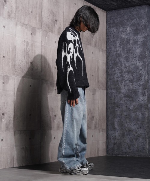 1111clothing(ワンフォークロージング)の「トライバル柄 ルーズ フェザーニット / Tribal Pattern Loose Feather Knit(ニット/セーター・メンズ・ブラック系1/ボルドー/ナチュラル/ブラック系2・M/L)」の9枚目の写真