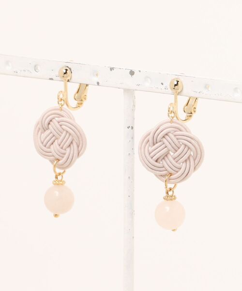 tone（トーン）の「【Shin】[シン]水引と天然石のお花ピアス～花ゆらら～(MA)（ピアス（両耳用）・レディース・その他1/その他2/イエロー系その他/グリーン系2/グリーン・FREE）」の4枚目の写真