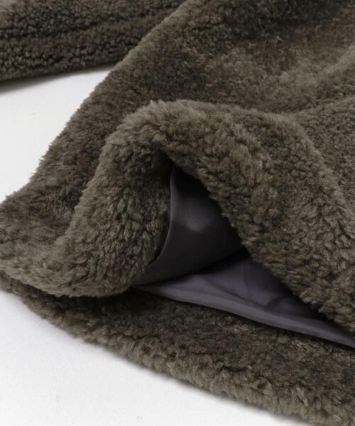 URBAN RESEARCH DOORS（アーバンリサーチドアーズ）の「コクーンシルエットボアコート（その他アウター・レディース・チャコールグレー/ブラウン・MEDIUM）」の7枚目の写真