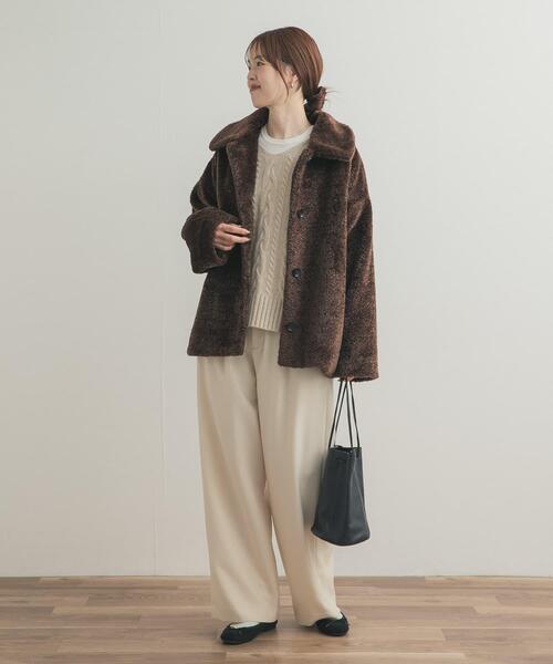 URBAN RESEARCH DOORS（アーバンリサーチドアーズ）の「コクーンシルエットボアコート（その他アウター・レディース・チャコールグレー/ブラウン・MEDIUM）」の12枚目の写真