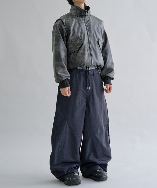 EPNK（イーピーエヌケー）の「Layered  Nylon Curve  Pants / レイヤードナイロンカーブパンツ（その他パンツ・メンズ・ブラック/グレー・SMALL/MEDIUM/LARGE）」の9枚目の写真