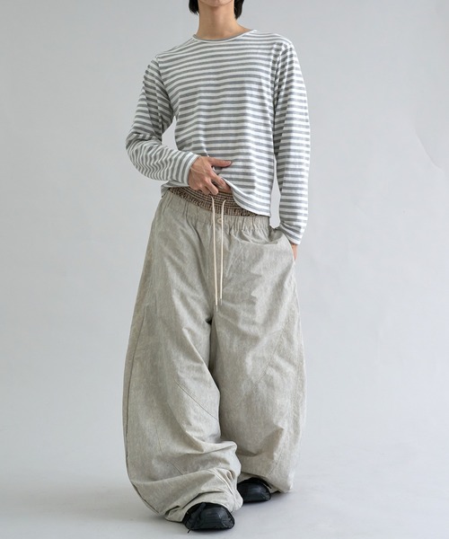 EPNK（イーピーエヌケー）の「Layered  Nylon Curve  Pants / レイヤードナイロンカーブパンツ（その他パンツ・メンズ・ブラック/グレー・SMALL/MEDIUM/LARGE）」の21枚目の写真