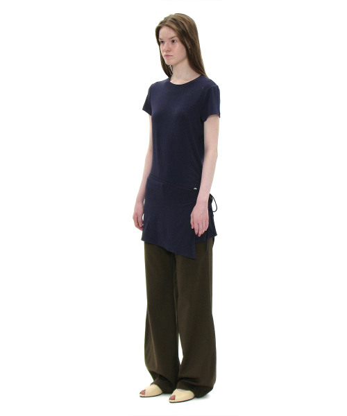 PARTIMENTO WOMEN（パルティメントウィメン）の「PWC マルチウェイラップスカートレイヤードトップ_ネイビー（Tシャツ/カットソー・レディース・その他・SMALL/MEDIUM/LARGE）」の2枚目の写真