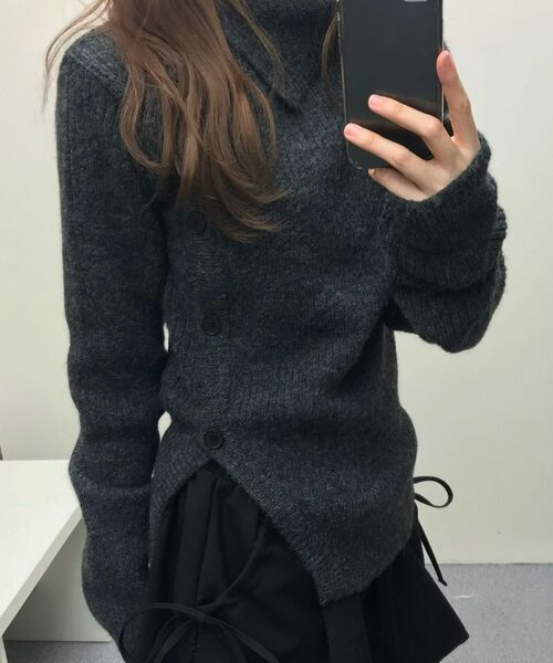 Miseki SEOUL(ミセキソウル)の「Side button knit CHARCOAL(ニット/セーター・レディース・その他・OS)」の10枚目の写真