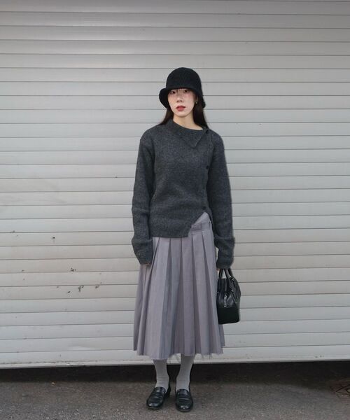 Miseki SEOUL(ミセキソウル)の「Side button knit CHARCOAL(ニット/セーター・レディース・その他・OS)」の11枚目の写真