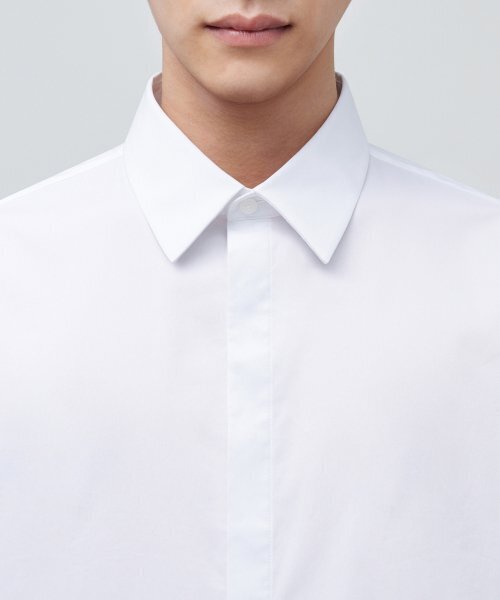 MUSINSA STANDARD（ムシンサスタンダード）の「隠しバートンドレスシャツ[ホワイト]（ビジネスシャツ・メンズ・その他・SMALL/MEDIUM/LARGE/X-LARGE/XX-LARGE）」の3枚目の写真