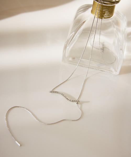 ROPE' PICNIC（ロペピクニック）の「ガラスカーブラインY字ネックレス（ネックレス・レディース・ゴールド/シルバー・FREE）」の2枚目の写真