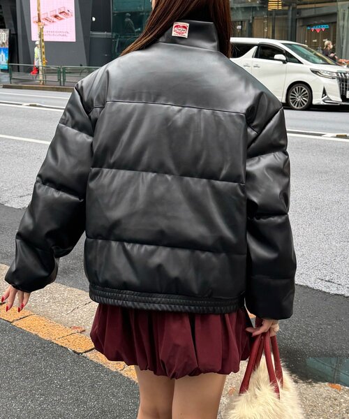 CIAOPANIC(チャオパニック)の「フェイクレザーパフジャケット(ブルゾン・レディース・ブラウン/ブラック・FREE)」の2枚目の写真