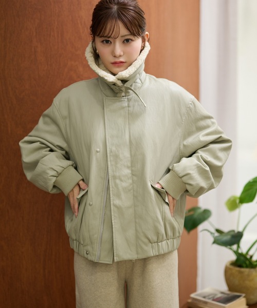 LAULEN（ローレン）の「boa collar fly front blouson /ボアカラーフライフロントダブルポケットブルゾン（ブルゾン・レディース・ブラック/モスグリーン・FREE）」の6枚目の写真