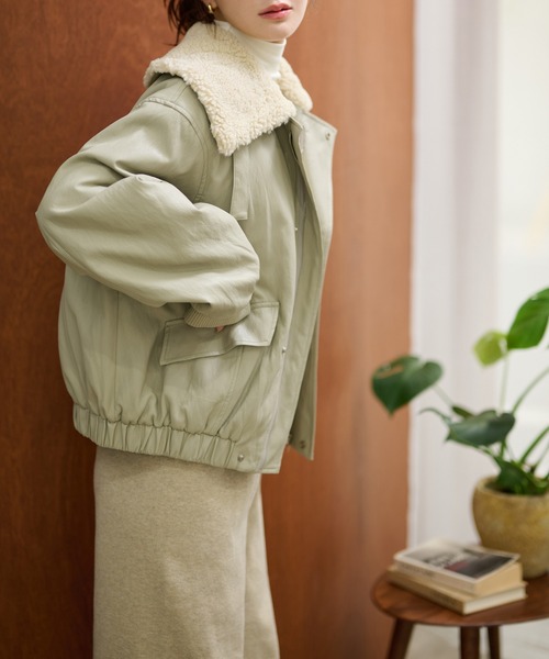 LAULEN（ローレン）の「boa collar fly front blouson /ボアカラーフライフロントダブルポケットブルゾン（ブルゾン・レディース・ブラック/モスグリーン・FREE）」の7枚目の写真