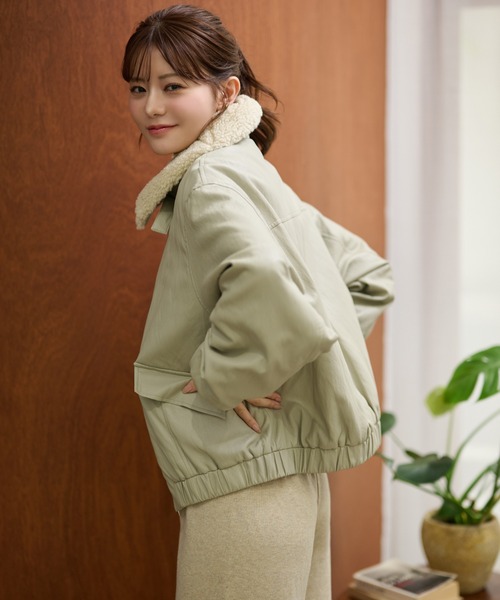 LAULEN（ローレン）の「boa collar fly front blouson /ボアカラーフライフロントダブルポケットブルゾン（ブルゾン・レディース・ブラック/モスグリーン・FREE）」の12枚目の写真