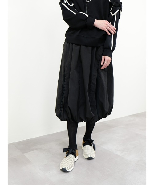 DOLLUPOOPS（ドールアップウップス）の「サイド切替バルーンスカート（スカート・レディース・カーキ/ブラック・FREE）」の2枚目の写真