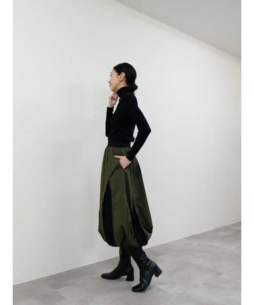 DOLLUPOOPS（ドールアップウップス）の「サイド切替バルーンスカート（スカート・レディース・カーキ/ブラック・FREE）」の5枚目の写真