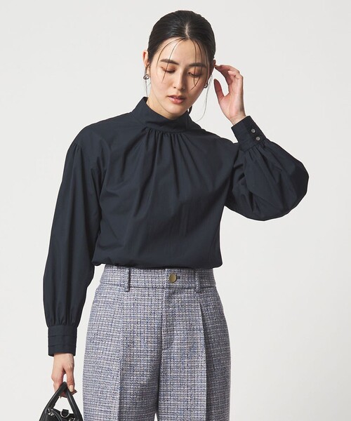 green label relaxing（グリーンレーベルリラクシング）の「［size SHORTあり］ハイネック ボリューム スリーブ ブラウス（シャツ/ブラウス・レディース・ホワイト/ネイビー/その他1・FREE/SHORT）」の2枚目の写真