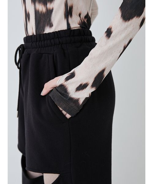 SORIN(ソリン )の「Slit Design Wide Sweat Pants/スリットデザインワイドスウェットパンツ(スウェットパンツ・レディース・ブラック/ホワイト・38)」の18枚目の写真