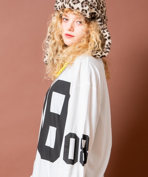 a.p.o.v.(エーピーオービー)の「a.p.o.v. ビッグナンバリングプリントオーバーサイズカットソー(Tシャツ/カットソー・メンズ・ブラック/グレー/ホワイト・ONESIZE)」の12枚目の写真