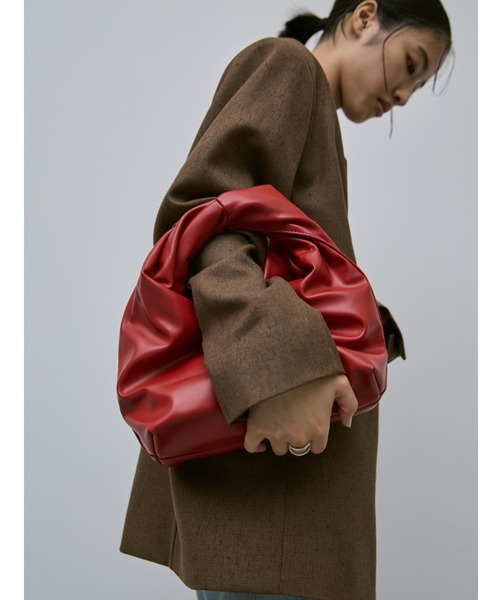 AIC.（エーアイシー）の「ツイストハンドルミニバッグ（ハンドバッグ・レディース・ブラック/レッド・FREE）」の14枚目の写真